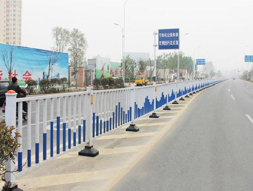 洛陽鐵藝護欄廠-交通護欄